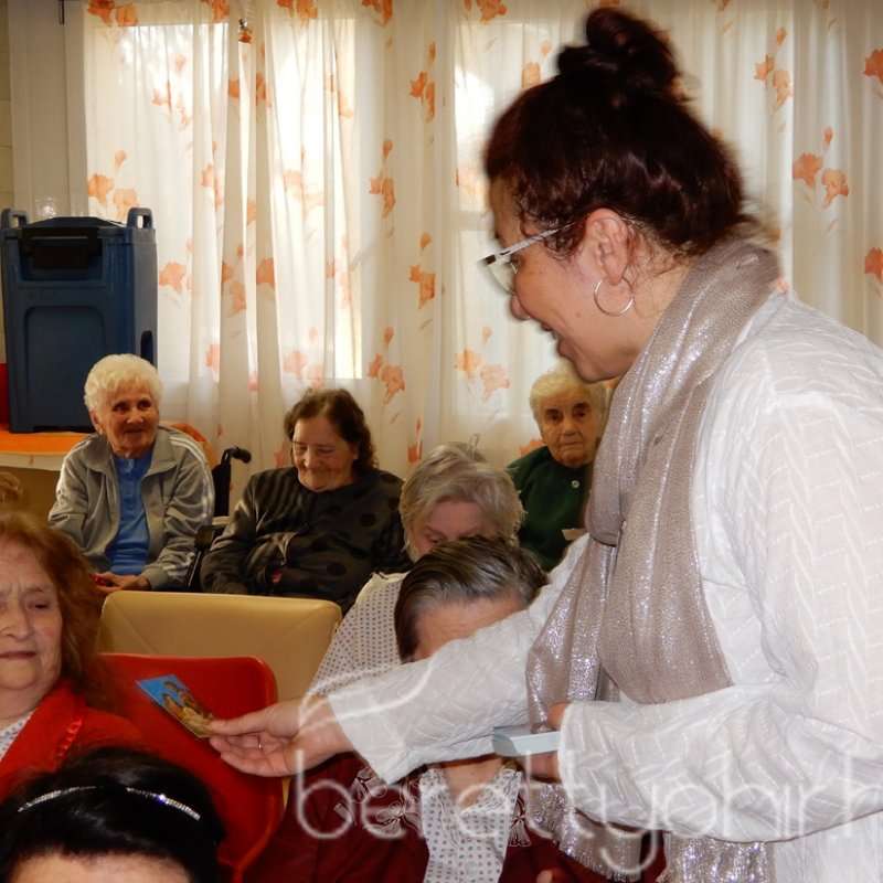 Karácsonyi ünnepség a Krónikus osztályon 23